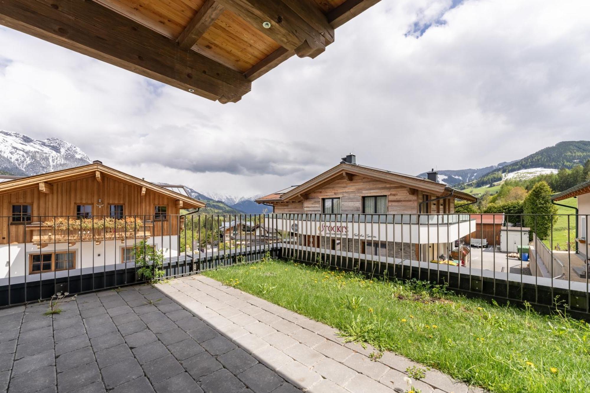 Stockinggut By Avenida Hotel & Residences Leogang Bagian luar foto